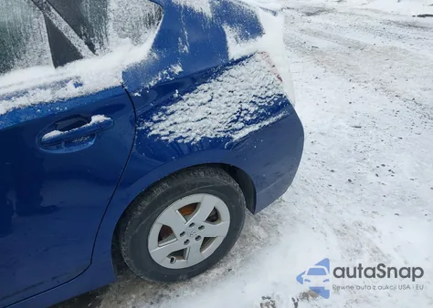 2010 Toyota Prius Iii z USA, uszkodzony, nr VIN JTDKN3DU2A0151254